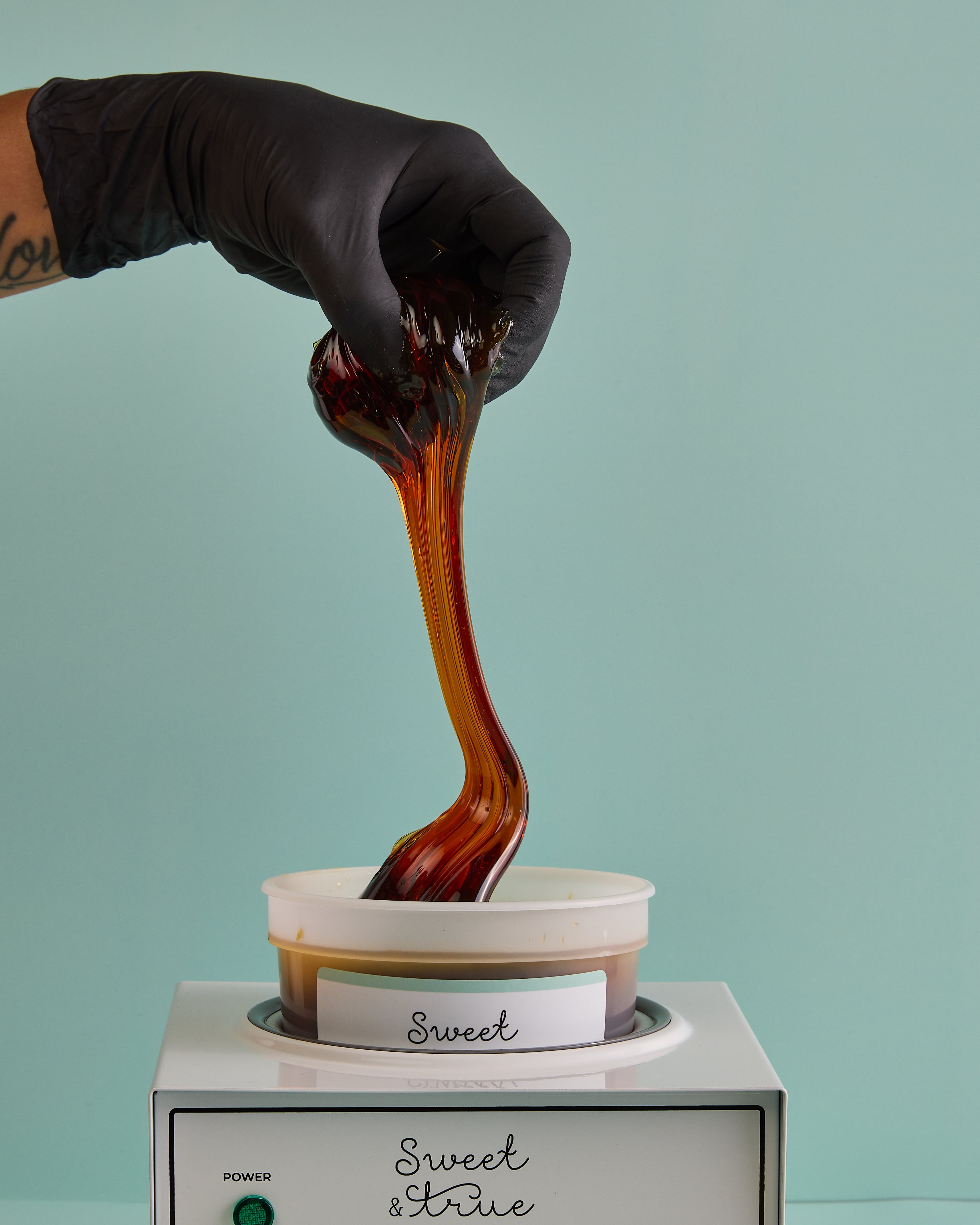 Sugaring vs. Waxing: What is the difference?